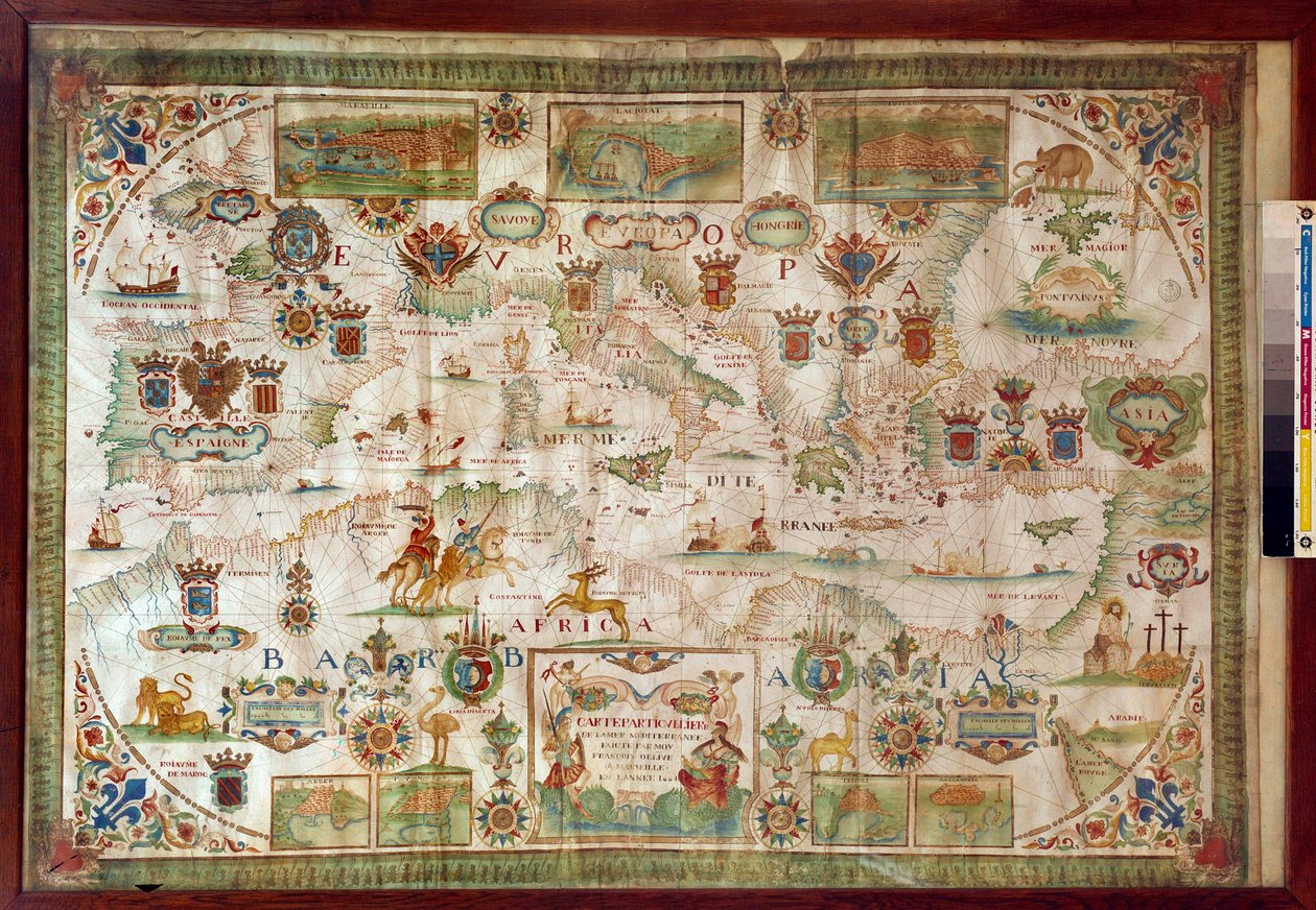 Mapa geográfico do Mar Mediterrâneo mostrando as costas da Europa (França, Espanha, Itália e África (Tunísia, Argélia, Egipto). O mar está povoado de monstros e caravelas, enquanto em terra são visíveis todos os tipos de animais e habitantes registro de Francois Ollive