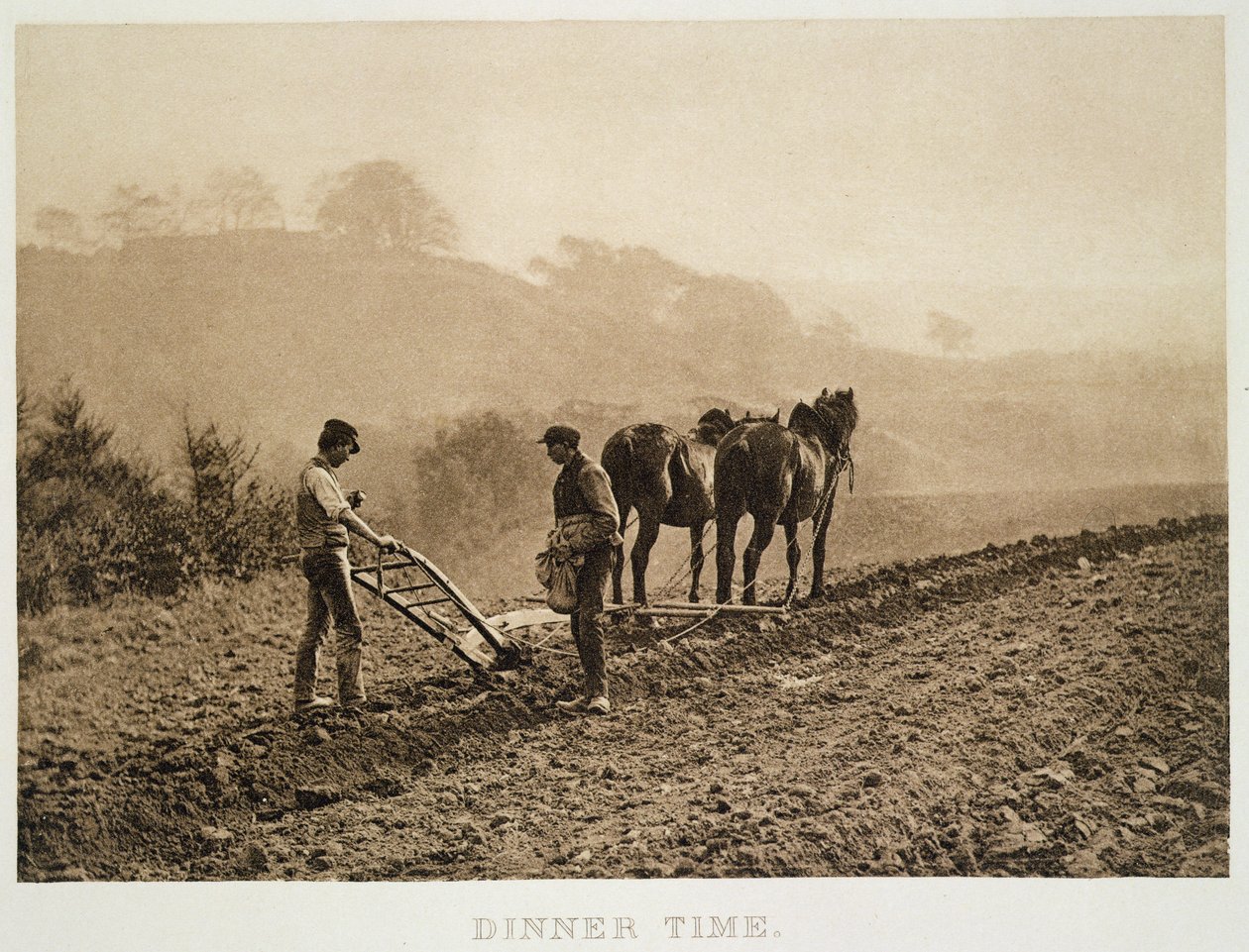 Hora do Jantar, de &39;Artistas do Sol: Uma Série de Fotografia Artística&39;, publicada em 1889-91 de Frank Meadow Sutcliffe