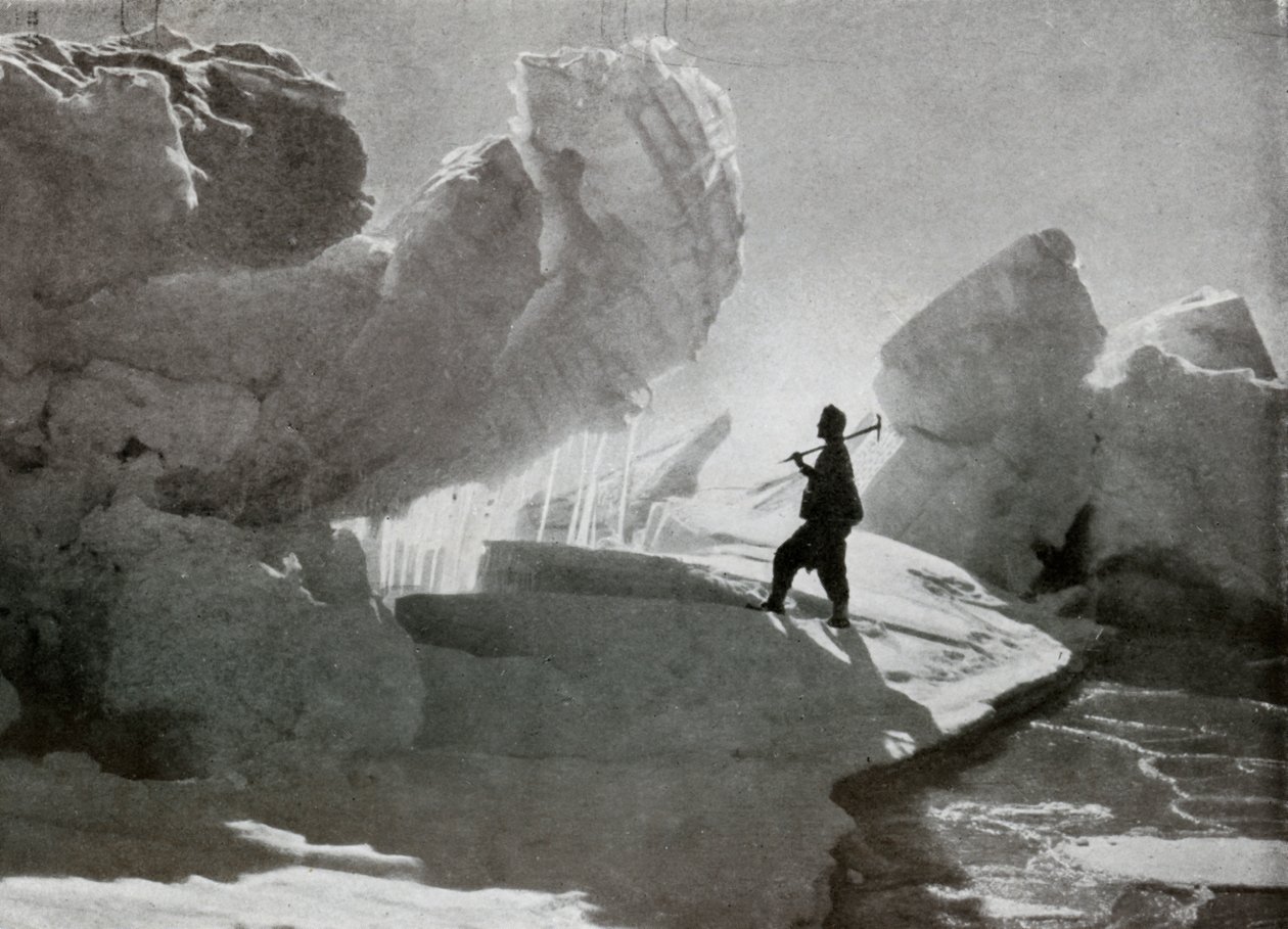 Blocos de gelo sob pressão Near Discovery Bluff, c1911, 1913 de Frank Debenham
