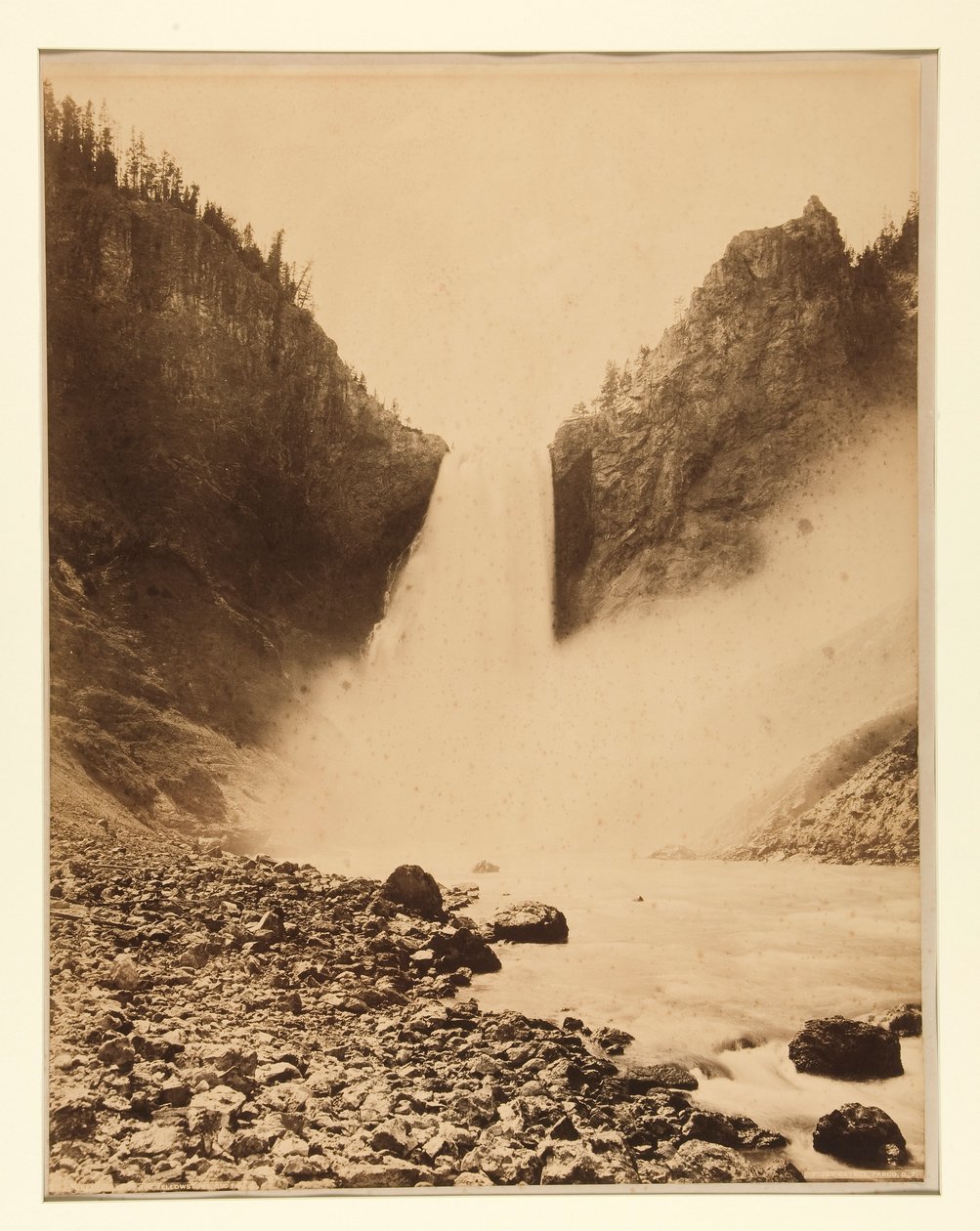 Great Falls of the Yellowstone, 360 Feet de Frank Jay Haynes