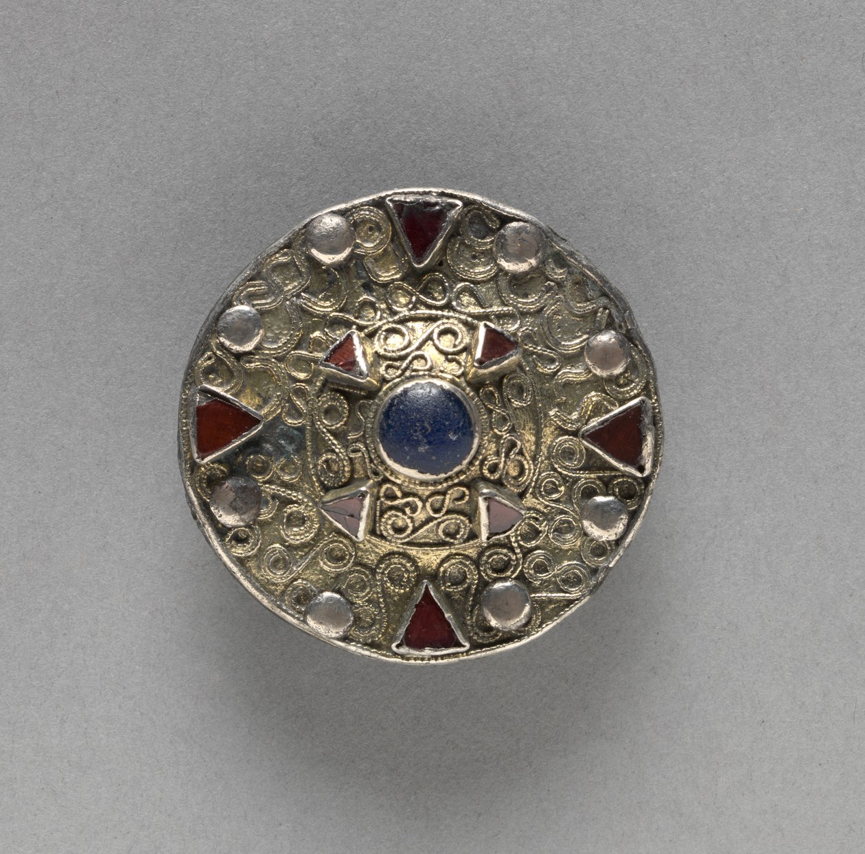 Broche de Filigrana com Central Boss, final dos anos 600 de Frankish School