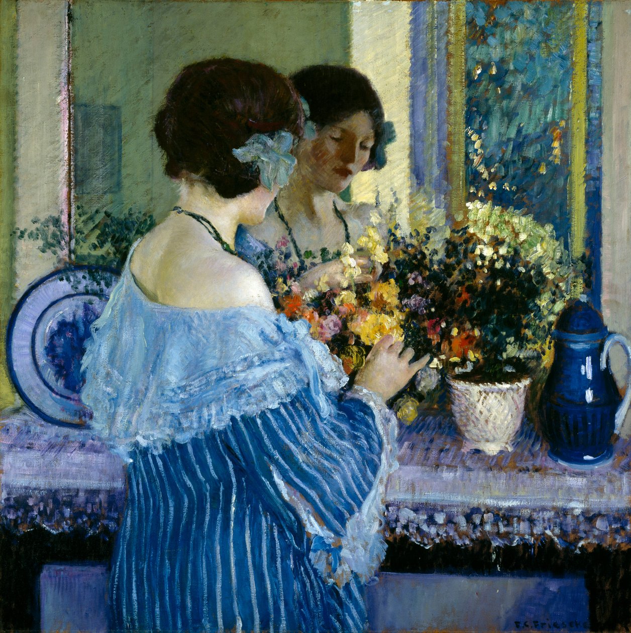 Menina, em, azul, arranjar flores de Frederick Carl Frieseke