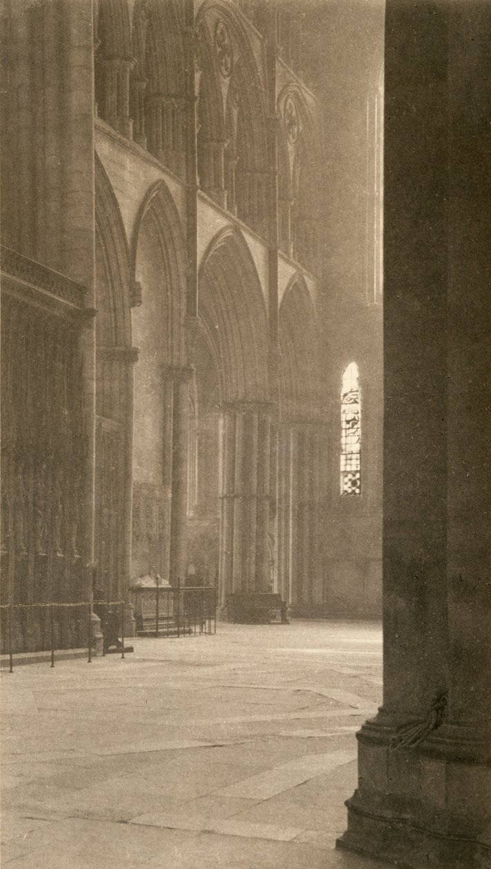 Prefeitura de Augers - Tela de Arcos dos Séculos XI-XII de Frederick Henry Evans