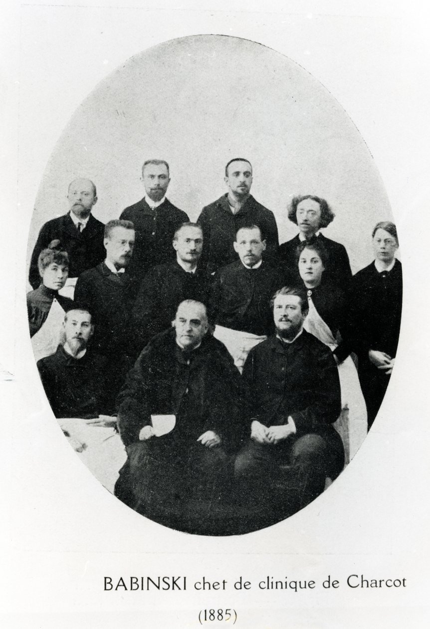 Charcot com seu chef de clinique, Babinski e um grupo de estagiários e médicos do Hospital Salpetrière, Paris, 1885 de French Photographer