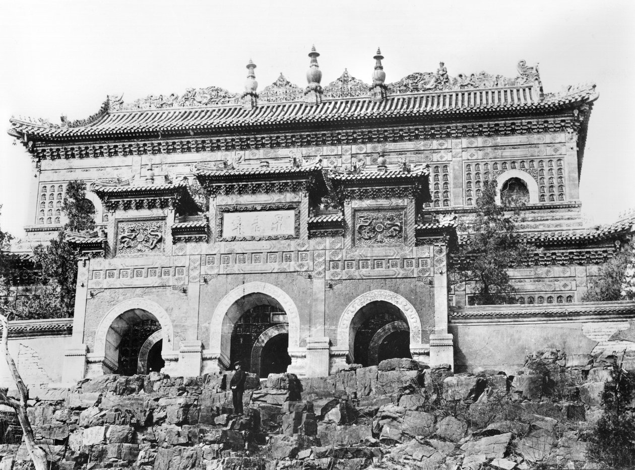 Entrada da Cidade Proibida em Pequim, China, c.1900 de French Photographer