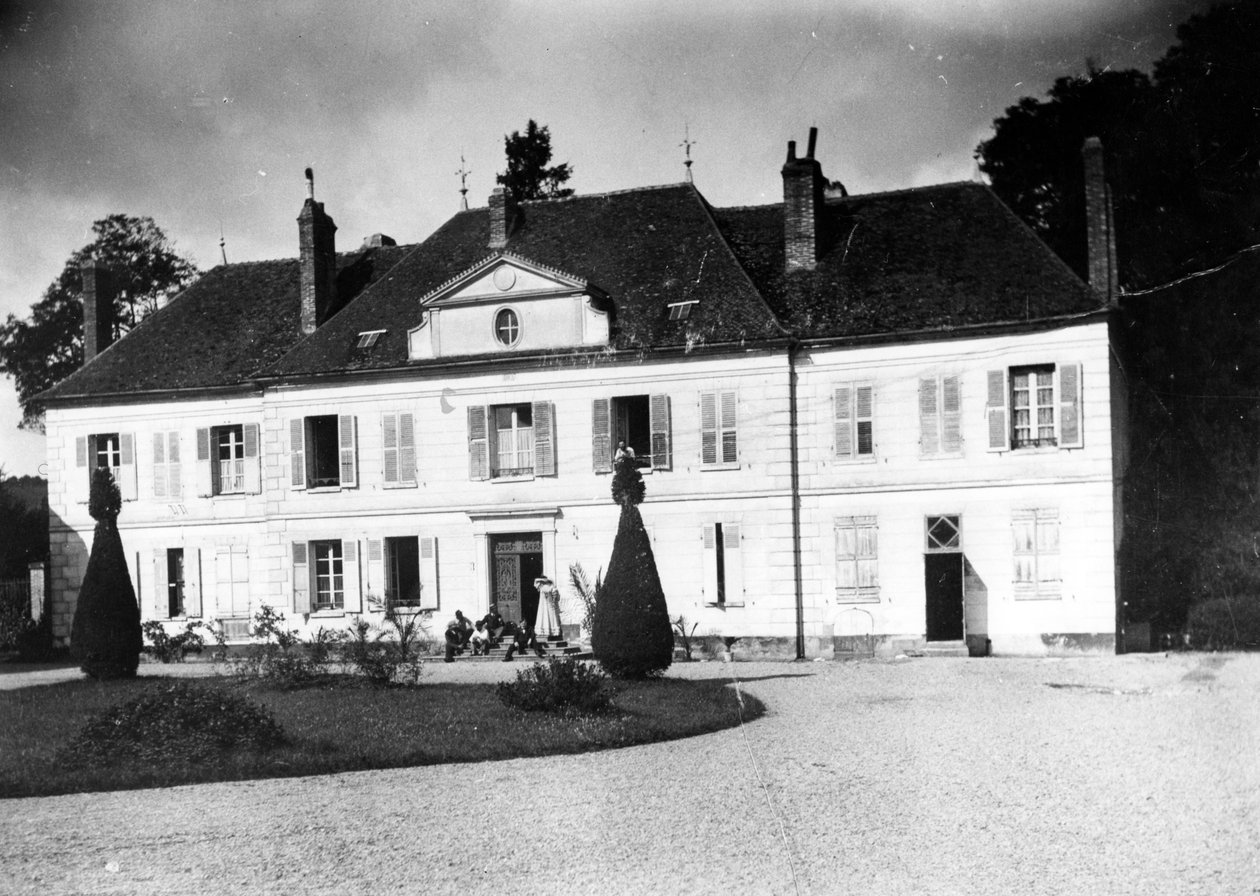 Fachada do Relais, a casa de Natansons em Villeneuve sur Yonne de French Photographer