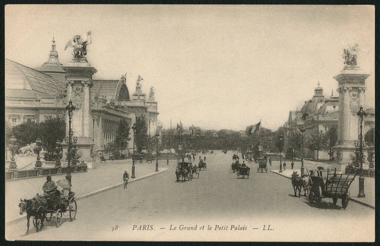 Postal representando o Grande e Pequeno Palácio, Paris, c.1900 (photolitho) de French Photographer