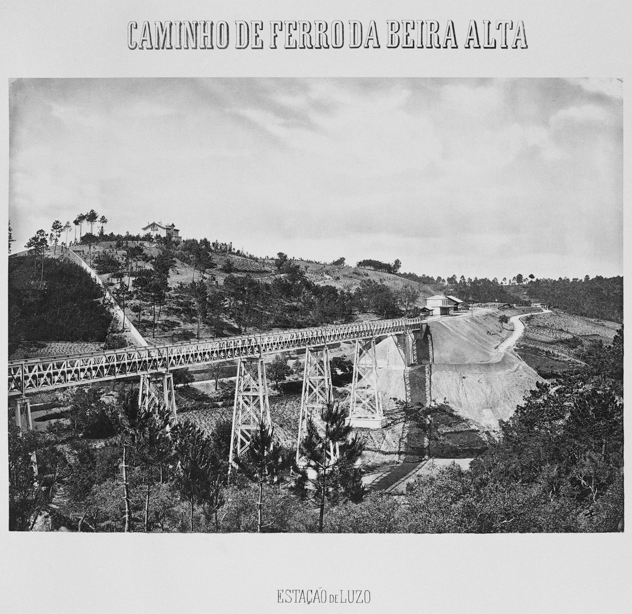 Railroad bridge Beira Alta, Luzo, Portugal  de French Photographer