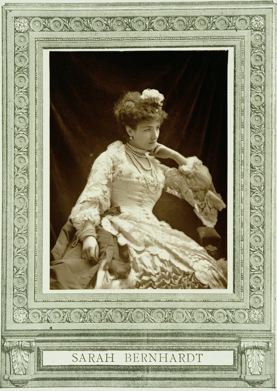 Sarah Bernhardt (1844-1923), da Galeria Contemporânea, c.1874-78 de French Photographer