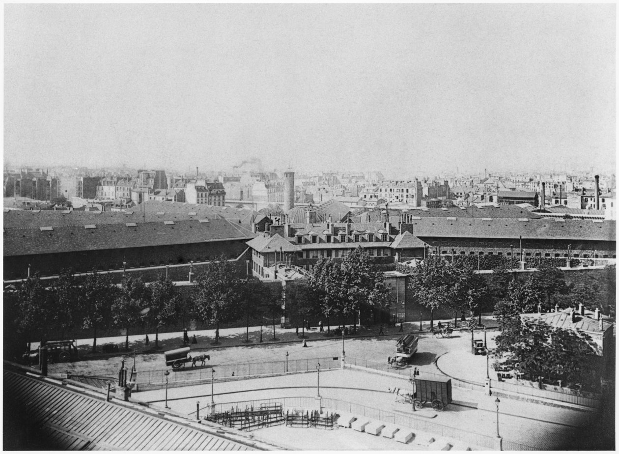A prisão de Mazas, Paris, c.1900 de French Photographer