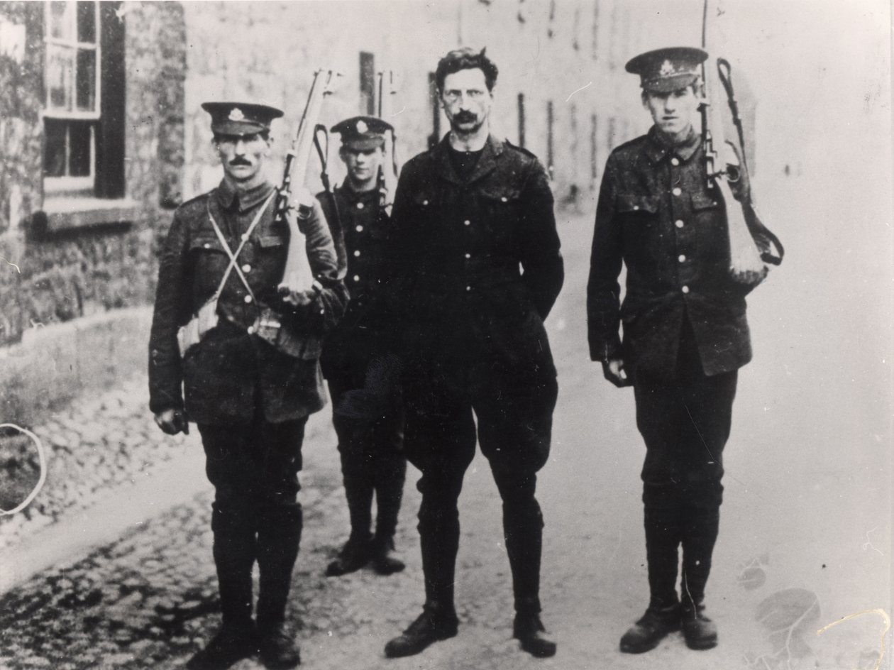 A prisão de Eamonn De Valera (1882-1975) 1917 de French Photographer