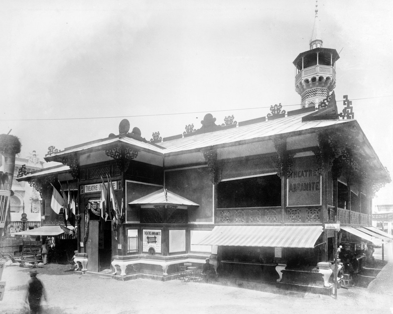 Teatro Annamite, Exposição Paris, 1889 de French Photographer