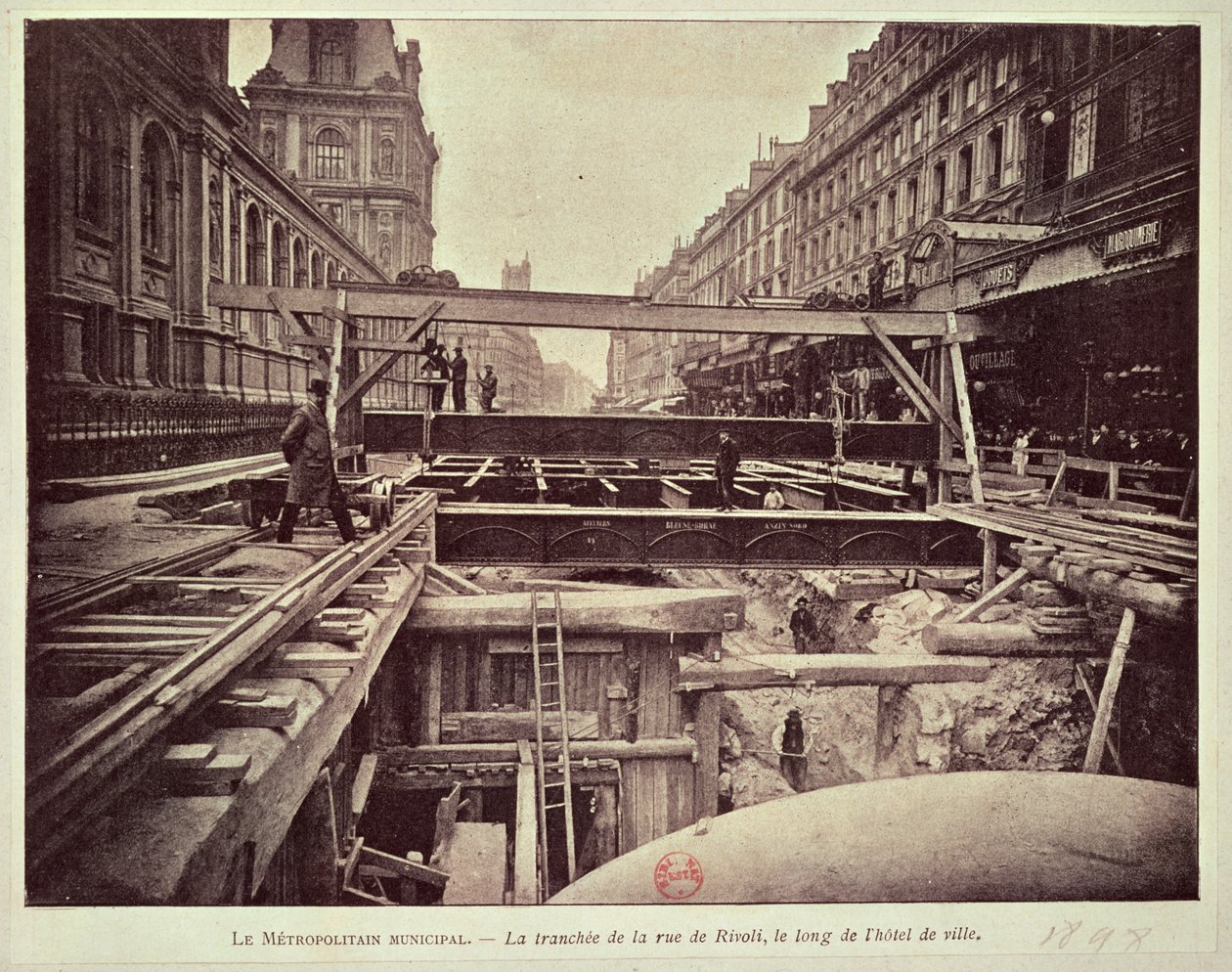 Construção do sistema de metrô ao longo da rue de Rivoli, 1898 de French School