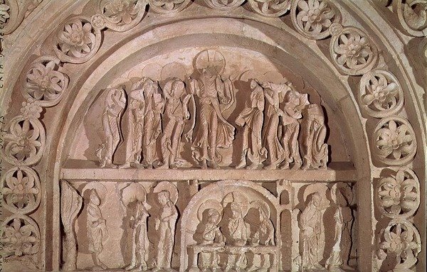A Ascensão e a Ceia em Emaús, tímpano do portal da esquerda, c.1150 (calcário) de French School
