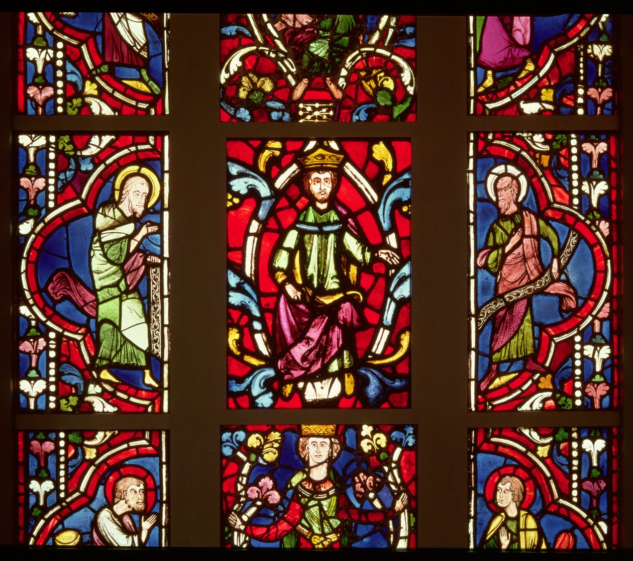 Árvore de Jessé, mostrando os profetas e os três reis, francês, c.1250 (vitral) de French School