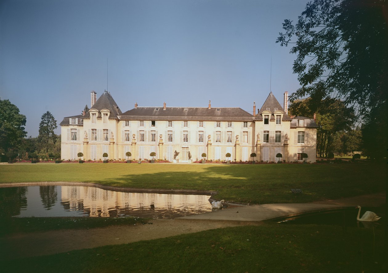 Vista da fachada do jardim, construída em 1622 de French School
