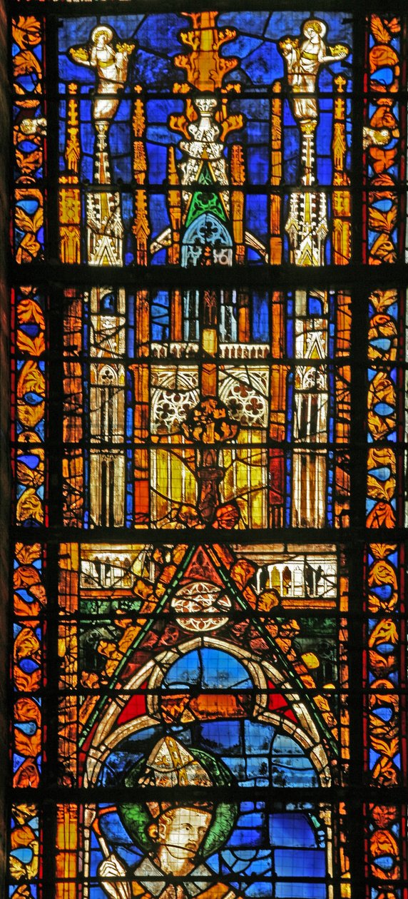 Janela w6 representando um dossel (vitral) de French School