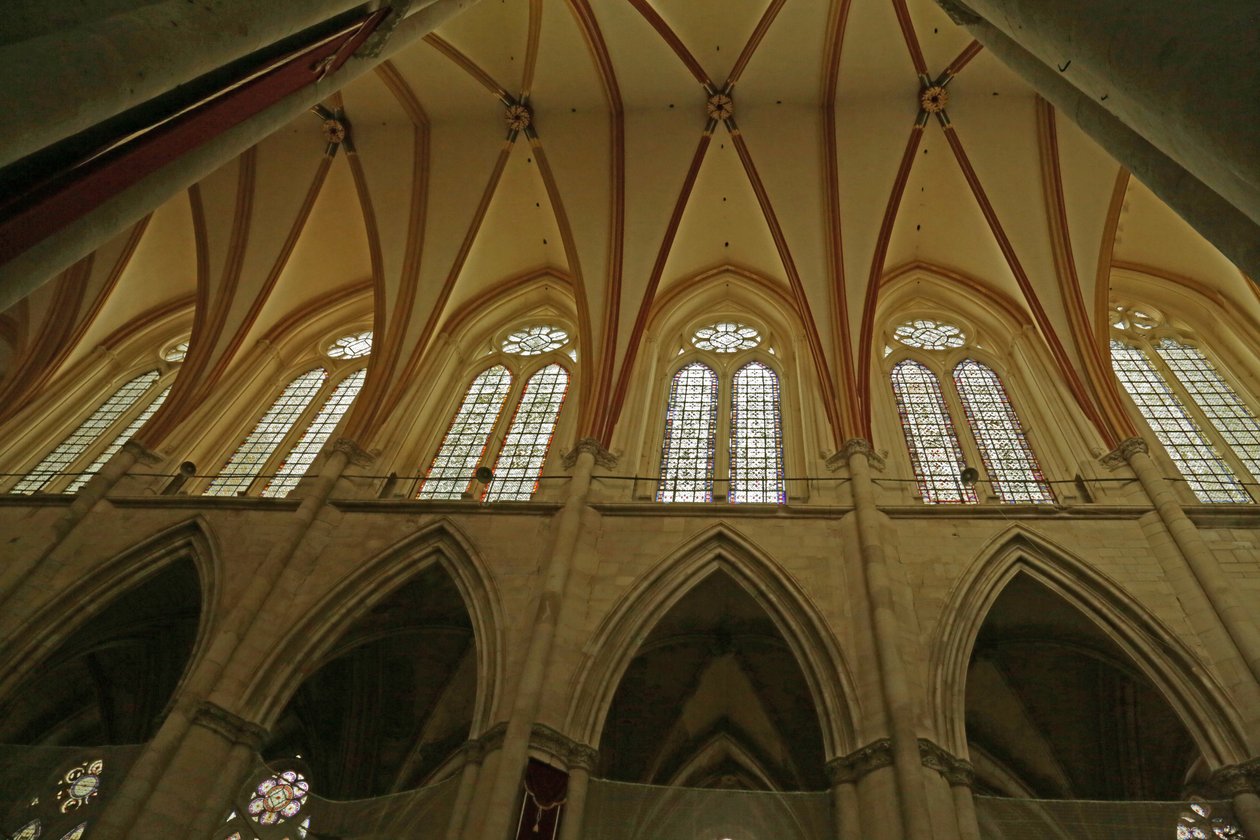 Vista do lado sul da nave de French School