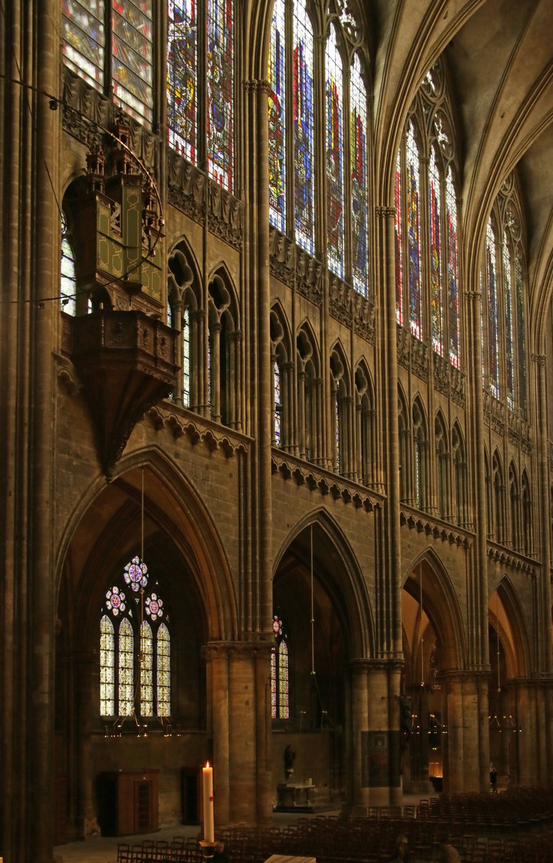 Vista do lado sul da nave de French School