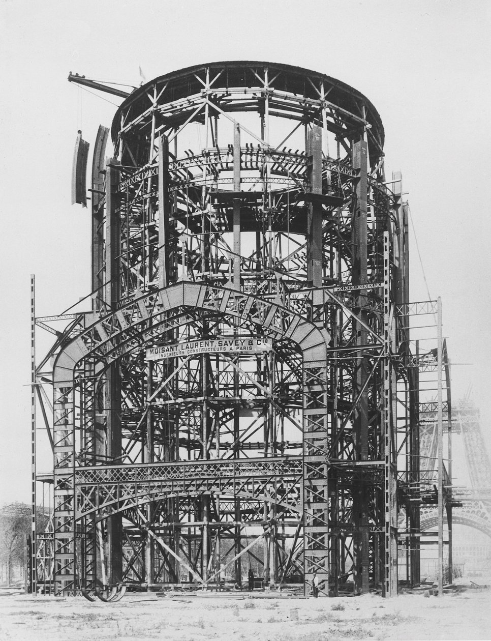 Construção da Grand Dome Central para a Exposição Universelle, Paris, 1888 de French Photographer