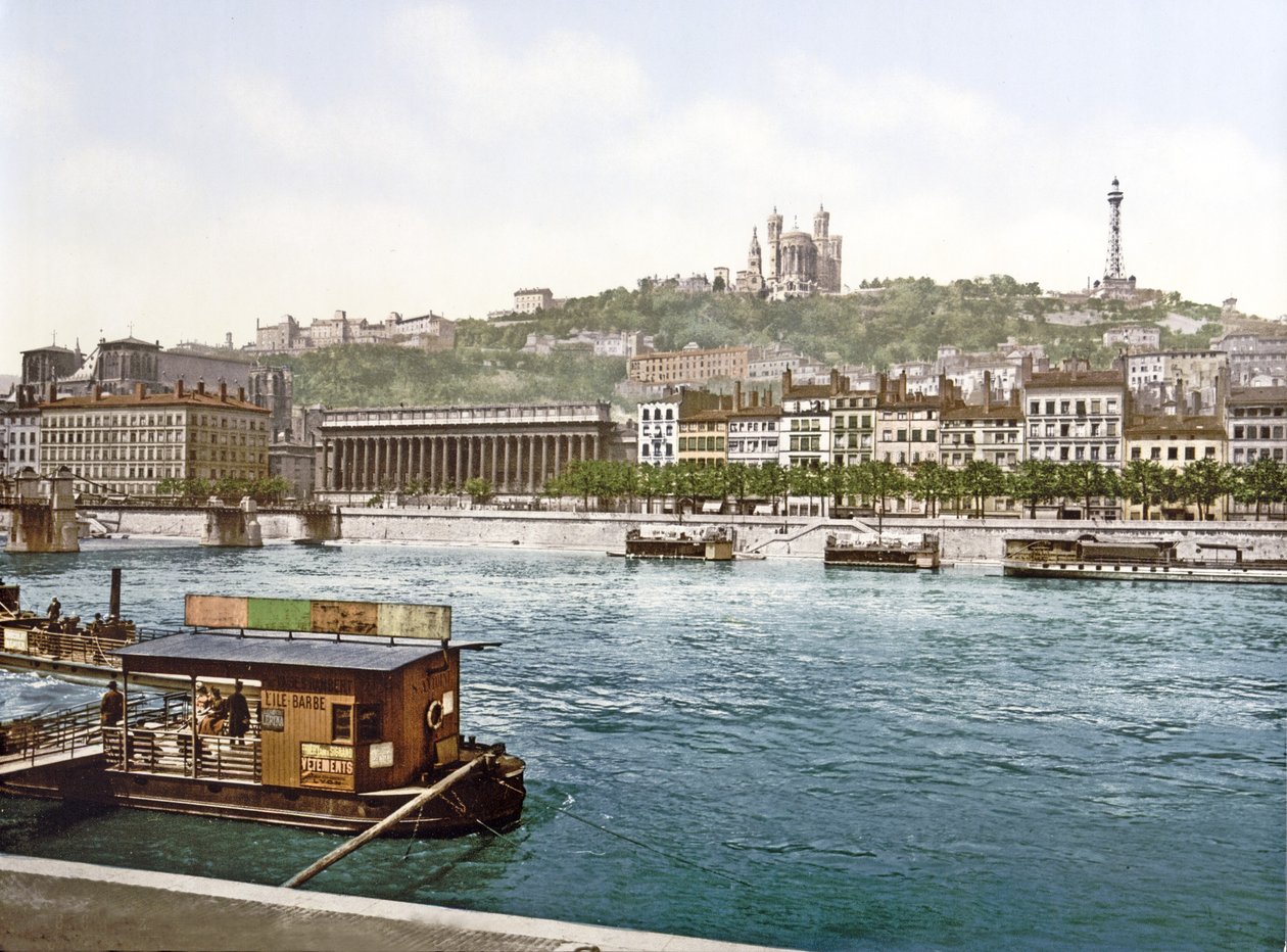 Fourvière de St. Antoine Quay, Lyons, pub. c.1900 de French Photographer