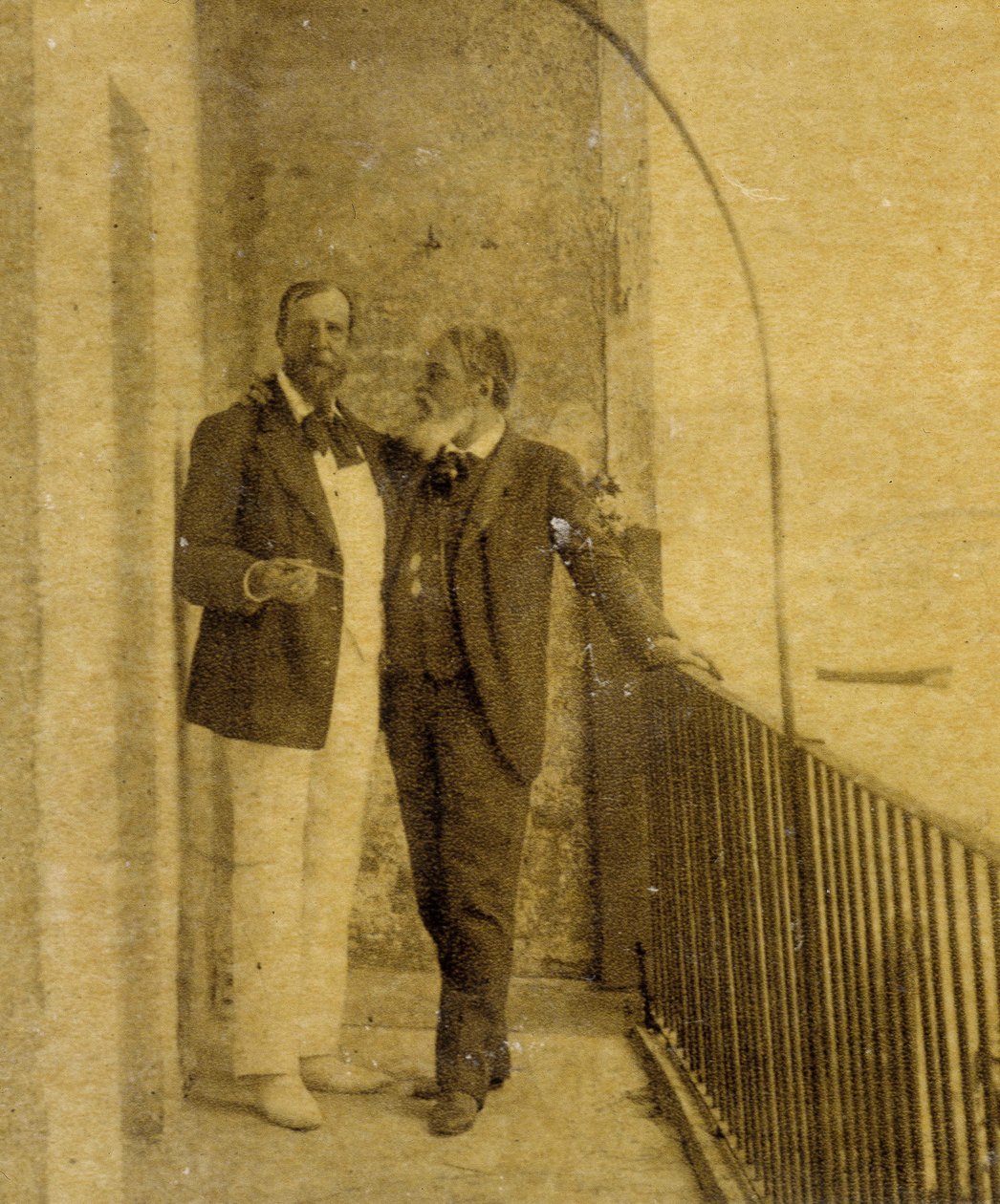 Paul Deroulede (1846-1914) e Jean Sully Mounet dit Mouney-Sully (Mounet Sully) (1841-1916) em San Sebastian de French Photographer