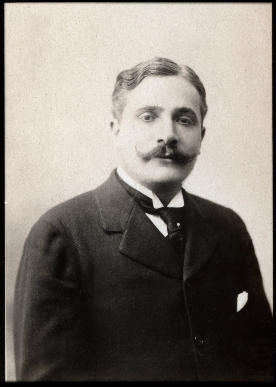 Retrato de Pierre Decourcelle (1856-1926), escritor francês. de French Photographer
