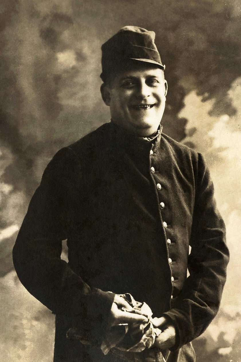 Retrato de Polin (1863-1927), comediante, estrela da sala de música francesa. de French Photographer