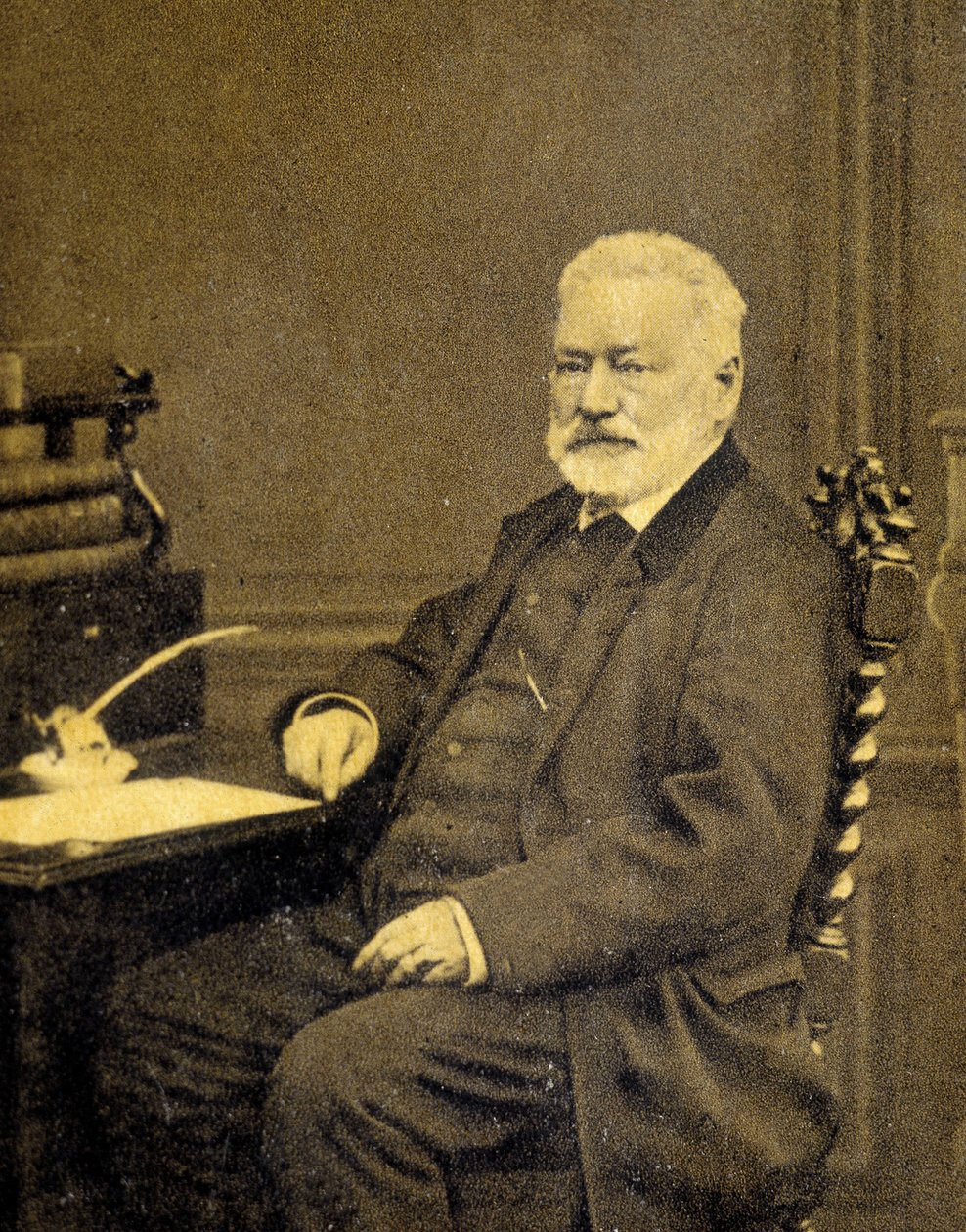 Retrato de Victor Hugo, em 1872. de French Photographer