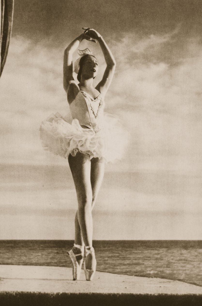 Rosella Hightower no Lago dos Cisnes, do Grand Ballet de Monte-Carlo, 1949 (fotogravura) de French Photographer
