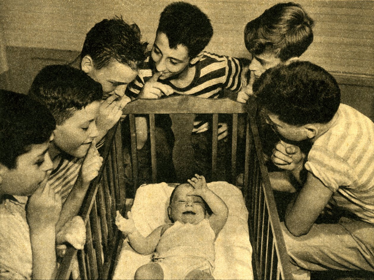 O “un” da revista semanal Bonjour Dimanche - pour la famille “, dirigido por Jean Nohain, 22 de fevereiro de 1948 de French Photographer