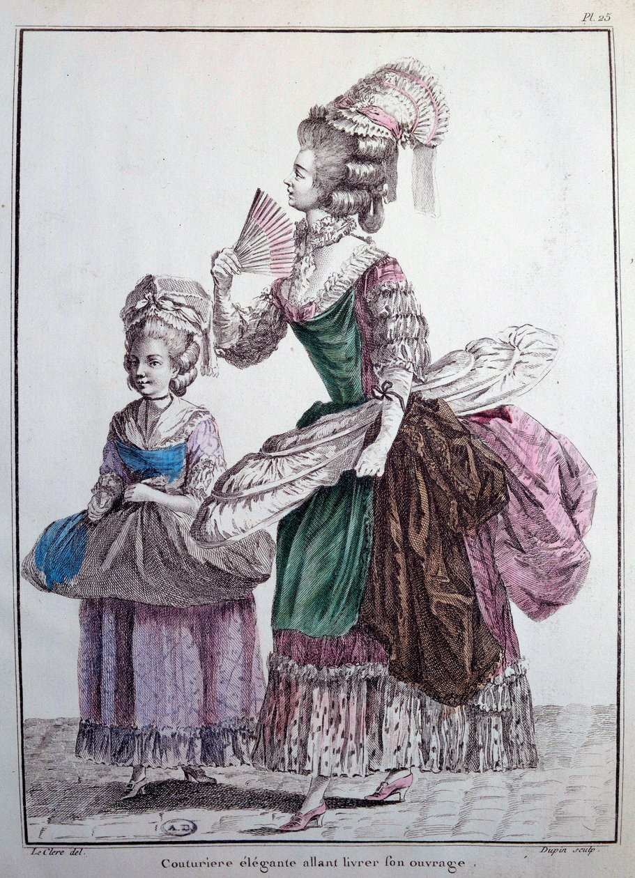 Moda do século XVIII: uma estilista elegante entregando seu trabalho, uma anágua aparada com baleia usada para apoiar o vestido feminino. Gravura de 1778 Paris, artes decorativas de French School