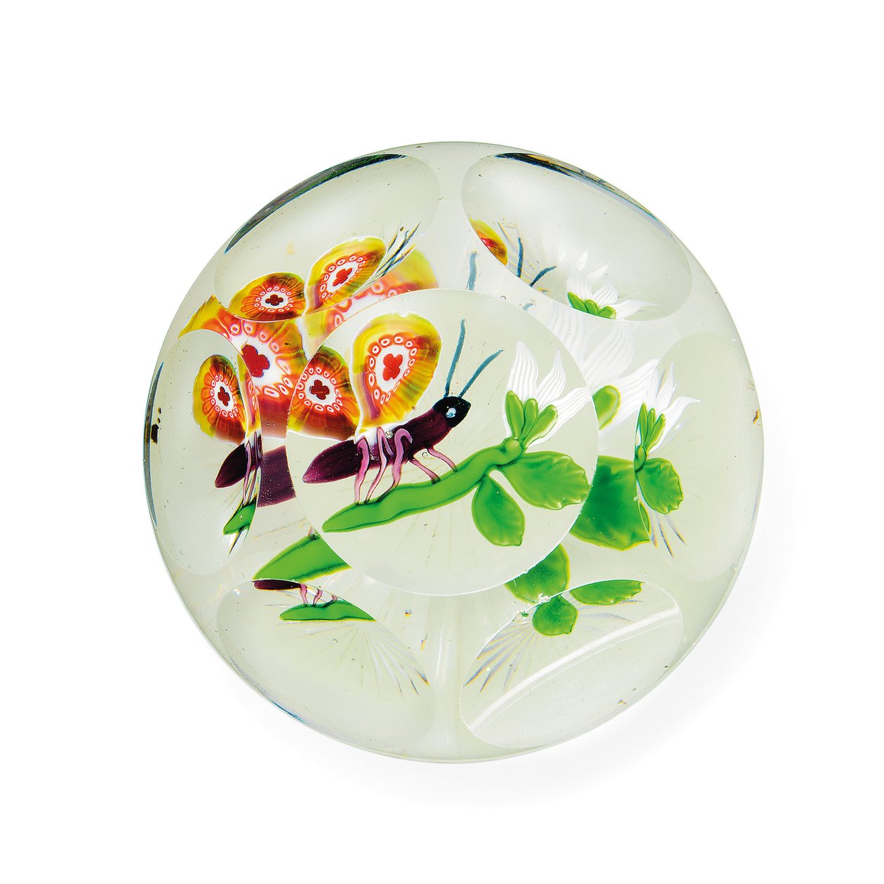 Borboleta facetada bacará e peso de flor, meados do século 19 (vidro) de French School