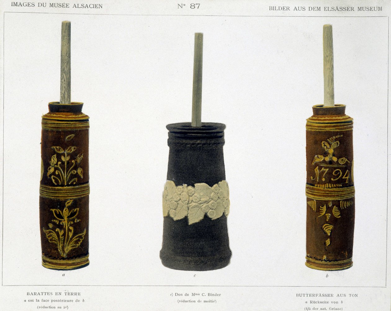 Barattes (para o fabrico de manteiga) em barro trabalhado conservado no Museu Alsaciano, v.1800 de French School