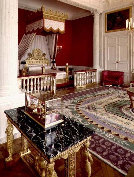 Quarto da Imperatriz Marie-Louise no Grand Trianon (foto) de French School