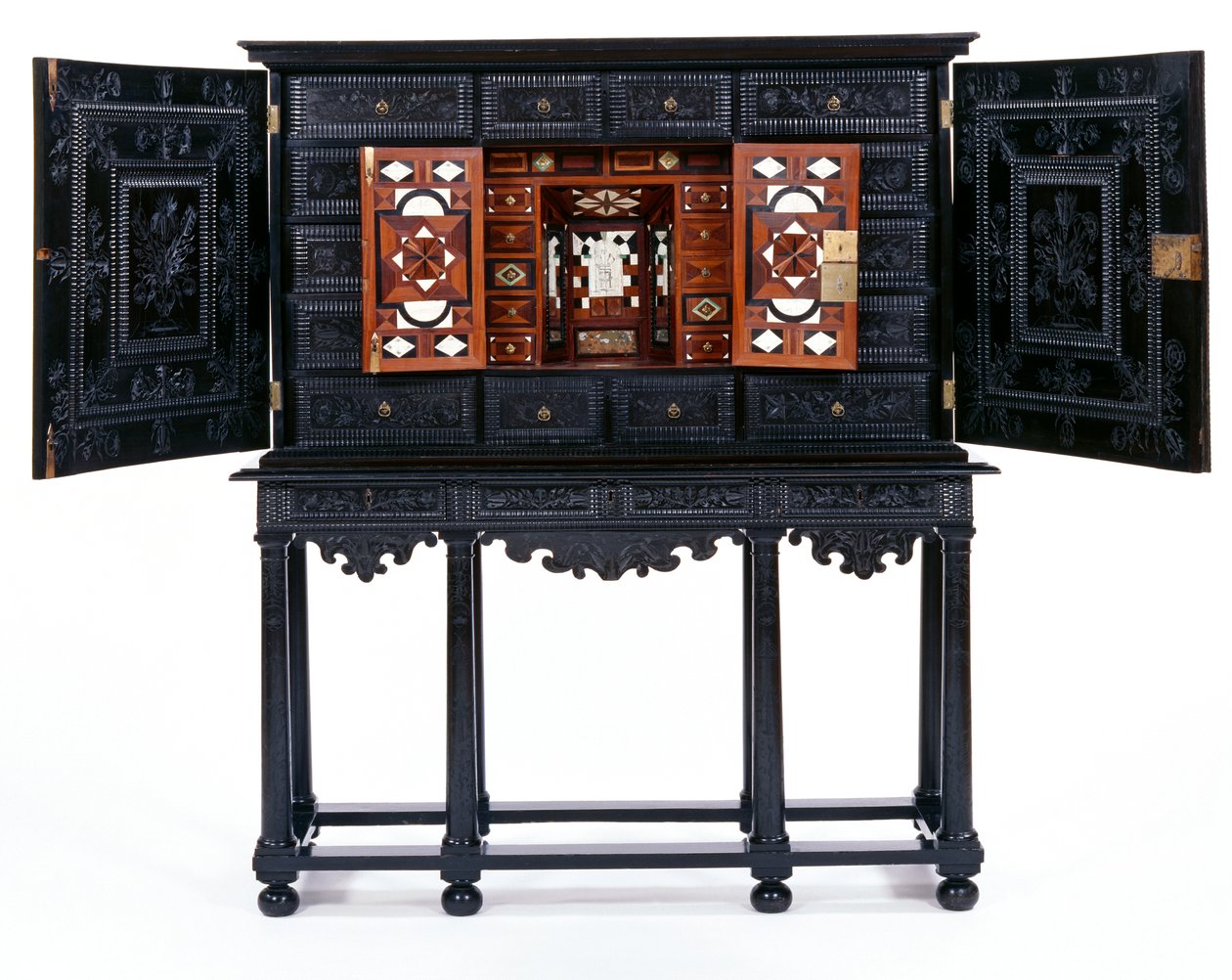 Gabinete em pé de French School