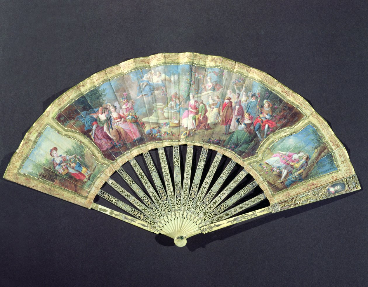 Court Fan, francês, século XVIII (marfim e wc no papel) de French School