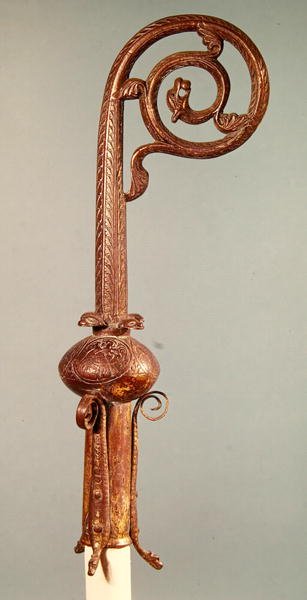 Crozier do Chanceler Guerin, Bispo de Senlis de 1213-27 (metal dourado) de French School
