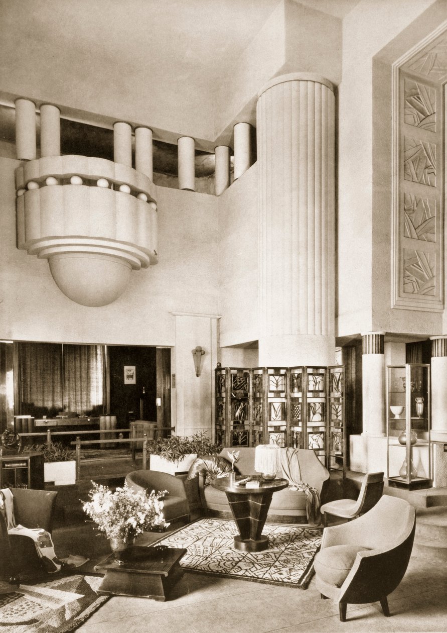 Projeto para o Hall do Pavilhão Primavera na Exposition Internationale em Paris em 1925, pub. 19 de French School