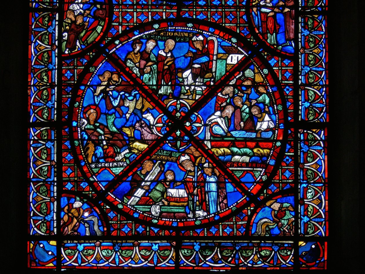 Detalhe de uma janela representando cenas da vida de Santo Estêvão de French School