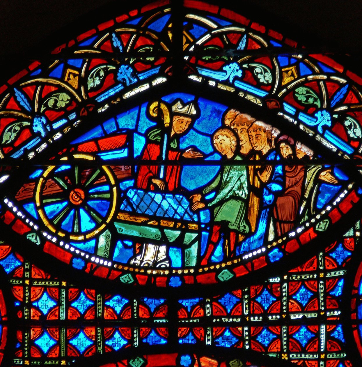 Detalhe de uma janela representando cenas da vida de Santo Estêvão: bispo e caixão de French School
