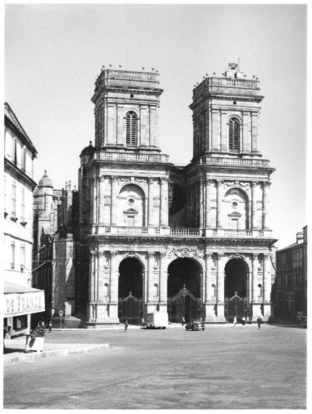 Fachada da Catedral Sainte-Marie de French School