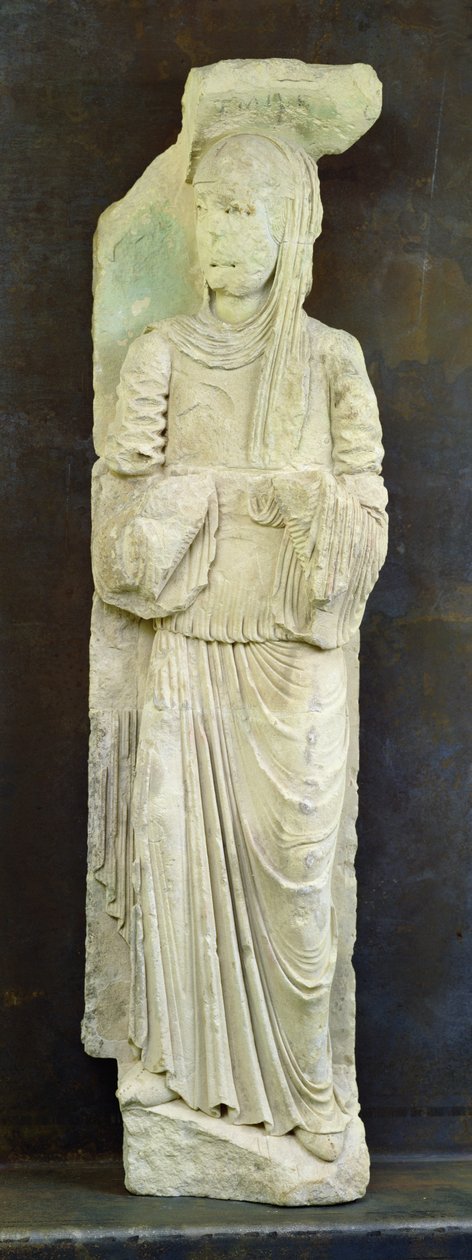 Estatueta Feminina (calcário) de French School