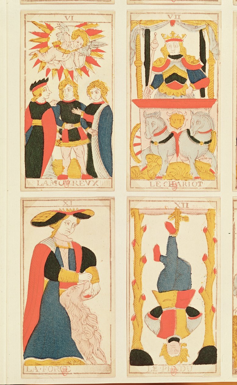 Quatro cartas de tarô representando os amantes, a carruagem, a força e o homem enforcado (gravura em madeira colorida) de French School