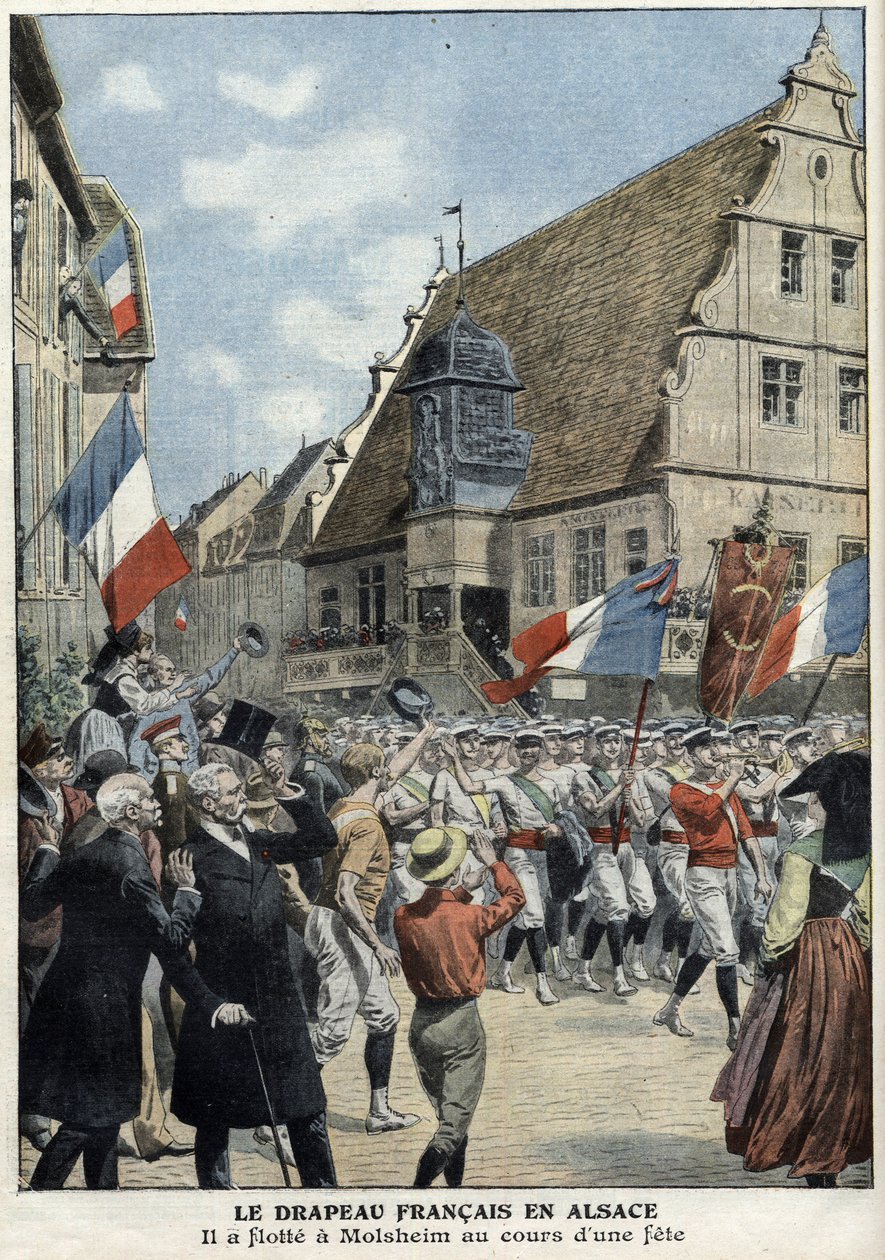 Bandeira francesa flutuando novamente nas ruas de Molsheim, Alsácia, durante feira esportiva no " Le Petit Journal" de 4 de julho de French School