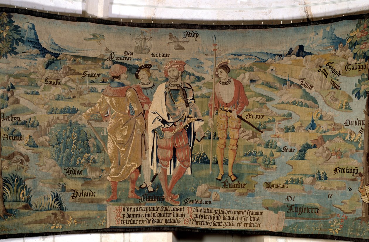 Galathes, fundador da Gália, rodeia os seus companheiros num fundo de paisagem que representa o mapa da Gália visto do Norte, com mares e rios, nomes das diferentes regiões e pormenores sobre os animais que vivem nessas regiões. Tapeçaria de "A fábula de French School