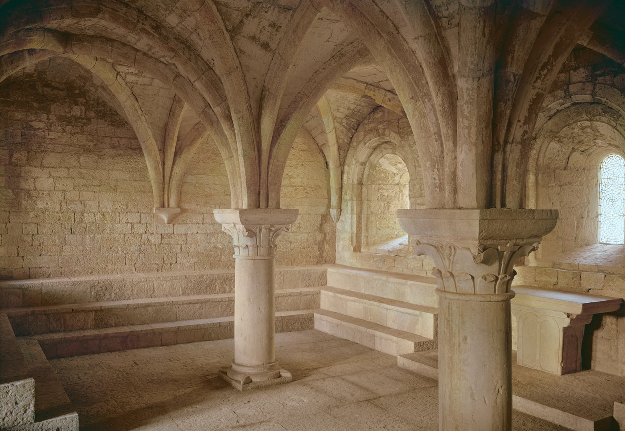 Interior da casa do capítulo da abadia cisterciense, fundada em 1146 de French School