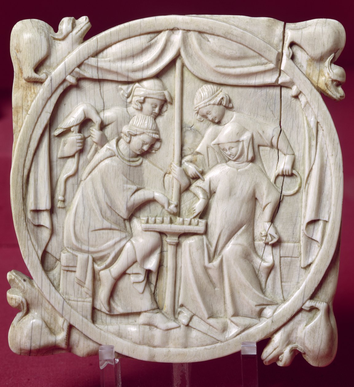 Espelho representando um jogo de xadrez, c.1300 de French School