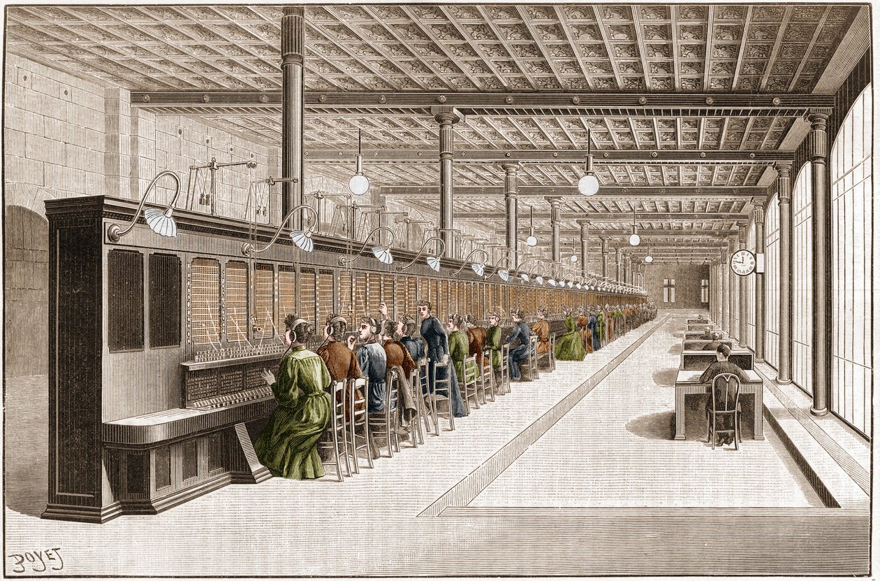 Visão geral do grande gabinete telefónico (Central telefónica - telefónica padrão) na rue Gutenberg em Paris, organizado para servir 6000 subscritores. Gravação a partir de 1895. de French School