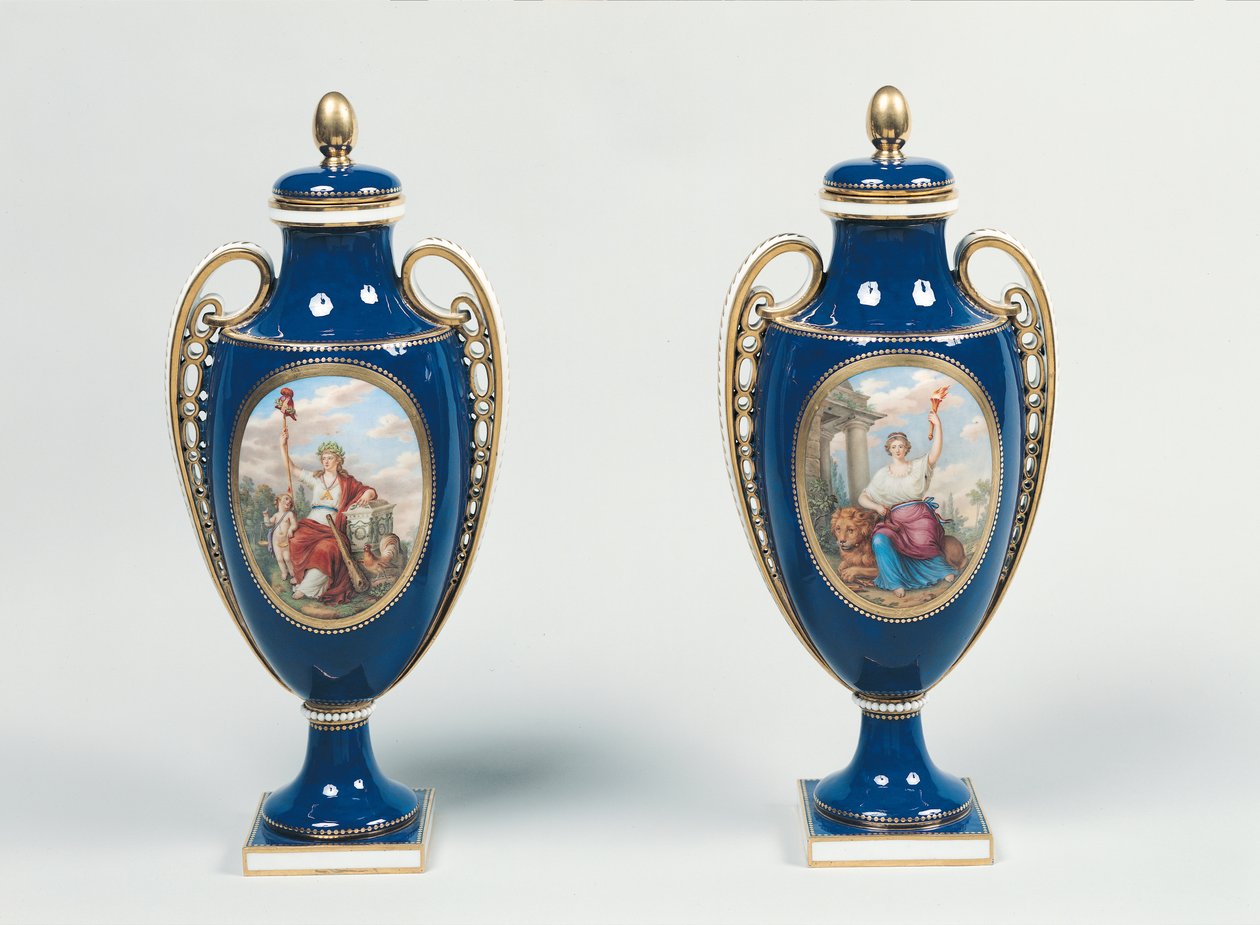 Par de vasos de Sevres decorados com figuras alegóricas da Justiça e da República (porcelana) de French School